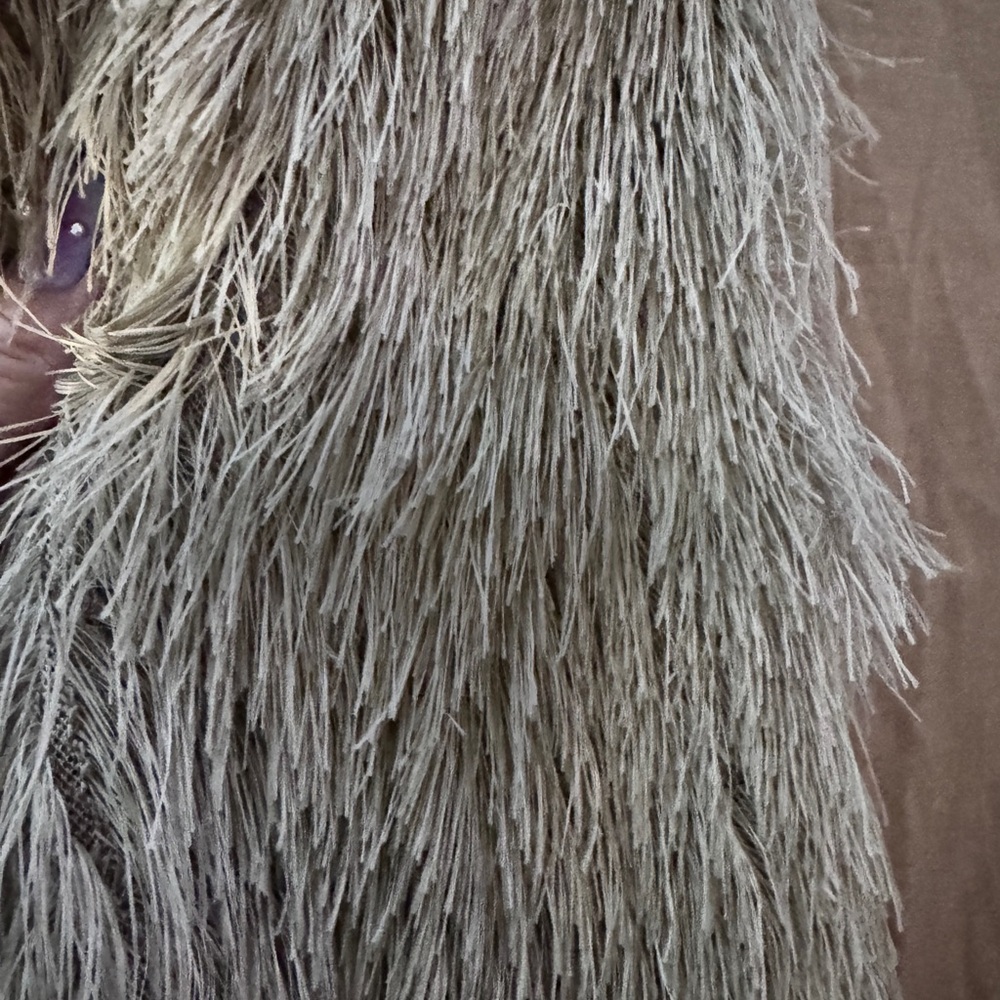 Women's Tan Faux Fur Vest FESTIVAL WEAR - Picture 4 of 4